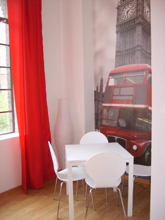 Big City Hostel 브로츠와프 객실 사진